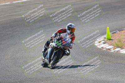 media/Oct-15-2022-TrackXperience (Sat) [[8f70b8b0be]]/Group 2/session 2 turn 3 and 4/